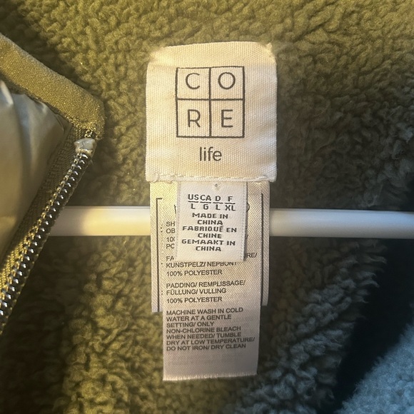 CORE Life Olive Green Puffer Vest - Picture 5 of 5